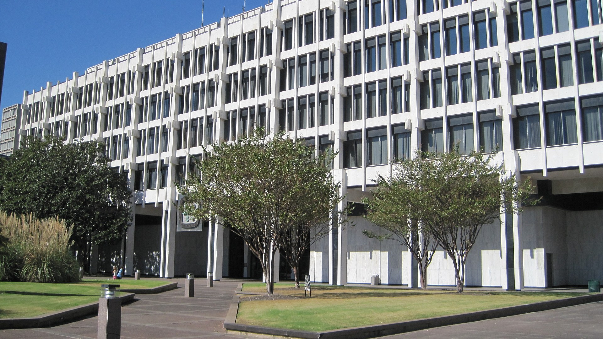 Memphis City Hall on Main Street in downtown Memphis