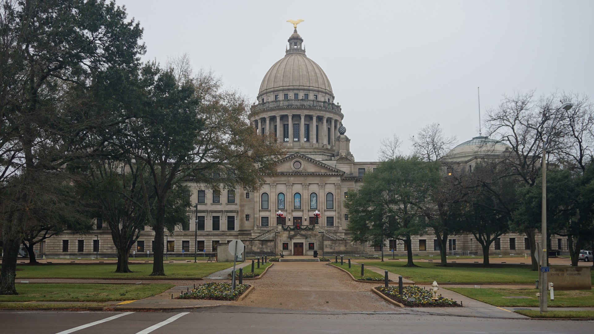 Mississippi State Capitol building in Jackson under a clear sky