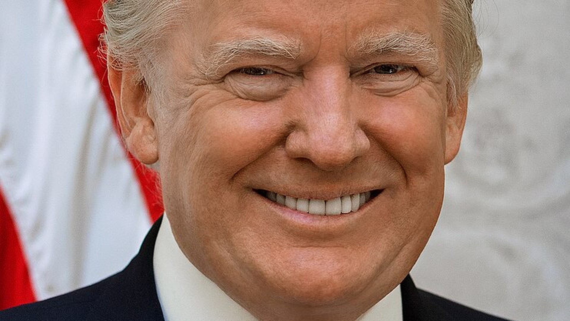 President Donald Trump official portrait